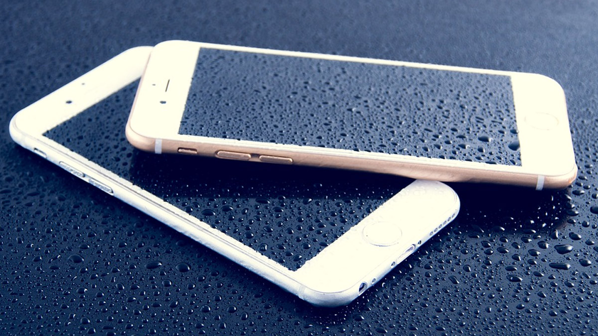 WaterProof Smartphone: வாட்டர்ப்ரூப் ஸ்மார்ட்போன்கள் டாப் 10 எவை?.. பட்ஜெட் விலையிலும் வாட்டர்புரூப் போன்கள்...!