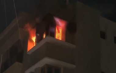 Velachery Apartment Fire: வேளச்சேரியில் அடுக்குமாடி குடியிருப்பில் பயங்கர தீ விபத்து; மீட்பு பணிகள் தீவிரம்.!