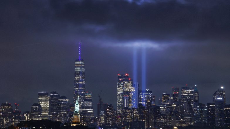 9/11 Attacks 22nd Anniversary: 9/11 பயங்கரவாத சம்பவத்தின் 22-ம் ஆண்டு நினைவு நாள்: மனமுருகி அஞ்சலி செலுத்திய நியூயார்க் மாகாணம்.!