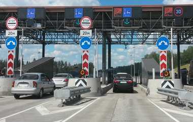 Toll Prices Hiked: நள்ளிரவில் அமலுக்கு வந்த விலை உயர்வு: மிரள வைக்கும் சுங்கச்சாவடி கட்டணங்கள்.!