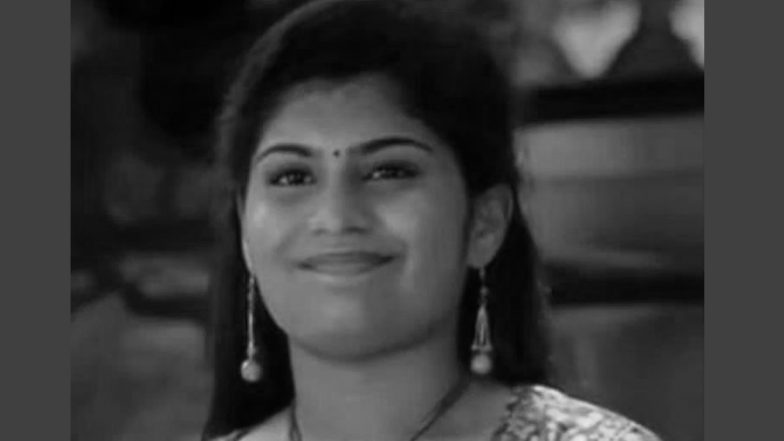 Malaiyalam TV Actress Died by Heart Attack: பிரபல மலையாள நடிகை, மருத்துவருமான பிரியா மாரடைப்பால் காலமானார்.. 8 மாத கர்ப்பிணிக்கு நடந்த சோகம்.!