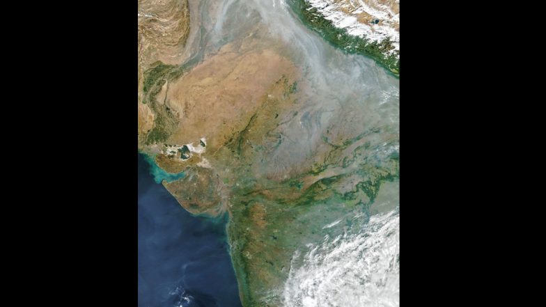 Air Pollution India: வடஇந்தியாவை மேகம்போல சுற்றிவளைத்த காற்றுமாசு; நாசா வெளியிட்ட அதிர்ச்சி புகைப்படம்.!