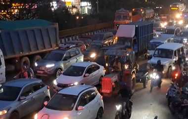 Paranur Toll Plaza: ஸ்தம்பித்துப்போன பரனூர் சுங்கச்சாவடி; ஒரேநேரத்தில் திரும்பிய மக்களால், கடும் போக்குவரத்து நெரிசல்.!