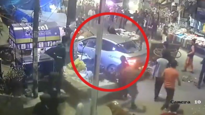 Car Rammed into Shops: சாலையோர கடை மீது பாய்ந்த கார்; குடிகார ஓட்டுனரால் சோகம்.. 22 வயது இளம்பெண் பலி., 6 பேர் படுகாயம்.!