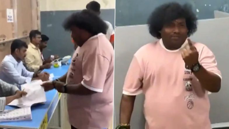 Comedian Yogi Babu Casted Vote: 